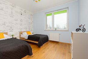 Green Surroundings 2 Bedrooms by Renters
