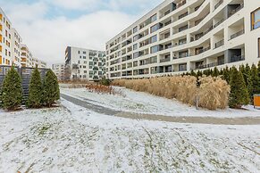 Green Surroundings 2 Bedrooms by Renters