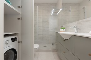 Green Surroundings 2 Bedrooms by Renters