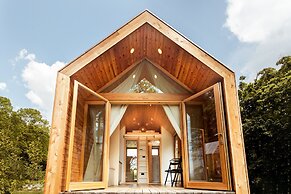 Glamping Mountain Fairy Tale
