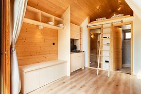 Glamping Mountain Fairy Tale