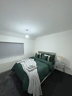 Noormak Nights Luxury 3-bed House in Birmingham