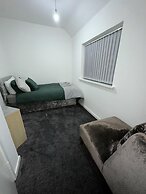 Noormak Nights Luxury 3-bed House in Birmingham