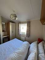Stunning 8 Berth Caravan in Poole