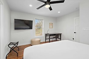 Sage Lodge by Avantstay Open w/ Power, Water, & Wifi! Discounted!