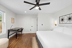 Sage Lodge by Avantstay Open w/ Power, Water, & Wifi! Discounted!