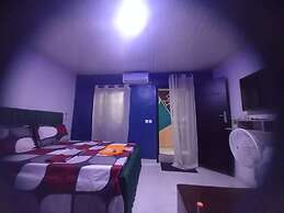 Apartment-sleeps2-parking-petfriendly