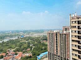 Homey And Minimalist 2Br At Meikarta Apartment