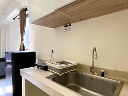 Homey And Minimalist 2Br At Meikarta Apartment