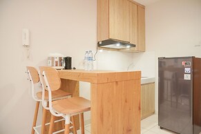 Homey And Minimalist 1Br Cinere Bellevue Suites Apartment