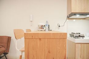 Homey And Minimalist 1Br Cinere Bellevue Suites Apartment