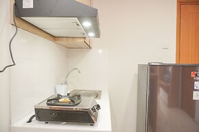 Homey And Minimalist 1Br Cinere Bellevue Suites Apartment