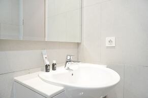 Modern Look 1Br Menara Jakarta Kemayoran Apartment