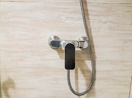 Comfortable And Homey 1Br At Uttara The Icon Apartment