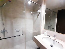 Comfortable And Homey 1Br At Uttara The Icon Apartment