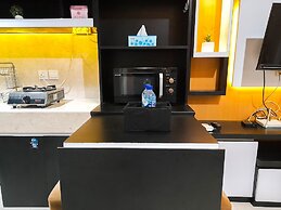 Comfortable And Homey 1Br At Uttara The Icon Apartment