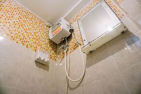 Warm And Cozy Stay Studio Green Bay Pluit Apartment