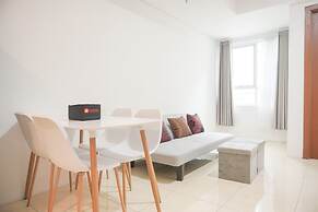 Modern And Homey 2Br At Mt Haryono Square Apartment