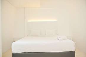 Modern And Homey 2Br At Mt Haryono Square Apartment