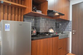 Relaxing And Homey Studio Transpark Cibubur Apartment