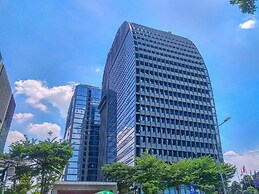 Best Spacious And Nice 2Br At L'Avenue Pancoran Apartment