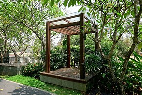 Homey And Nice 1Br At The Mansion Kemayoran Apartment