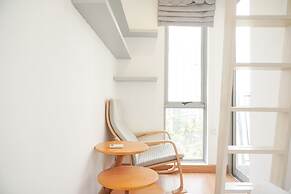 Homey And Nice 1Br At The Mansion Kemayoran Apartment