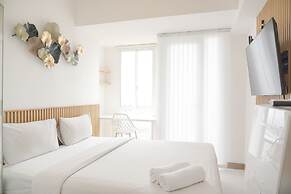 Homey And Good Choice Studio Tokyo Riverside Pik 2 Apartment