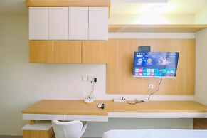 Good Choice And Strategic 2Br Without Living Room Evenciio Apartment