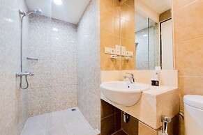 Best Homey And Nice Studio At Great Western Resort Apartment