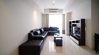 Homey 3Br With Private Lift At Grand Sungkono Lagoon Apartment