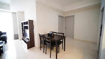Homey 3Br With Private Lift At Grand Sungkono Lagoon Apartment