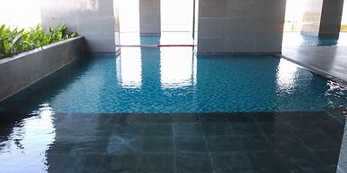 Homey 3Br With Private Lift At Grand Sungkono Lagoon Apartment