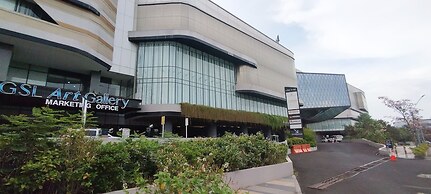 Homey 3Br With Private Lift At Grand Sungkono Lagoon Apartment