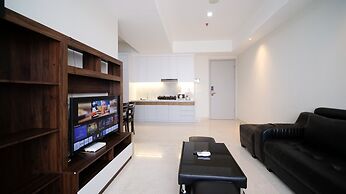 Homey 3Br With Private Lift At Grand Sungkono Lagoon Apartment