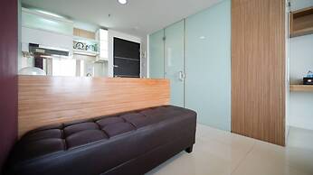 Best Choice And Homey Studio At The Square Apartment