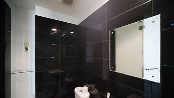 Best Choice And Homey Studio At The Square Apartment