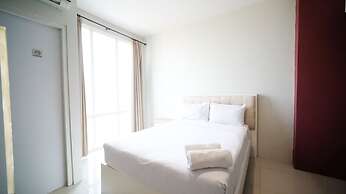 Best Choice And Homey Studio At The Square Apartment