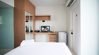 Best Choice And Homey Studio At The Square Apartment