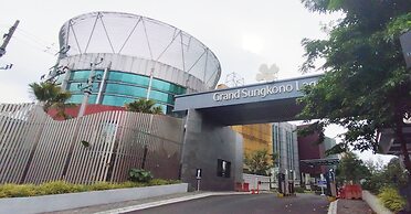 Good Choice And Homey 1Br Grand Sungkono Lagoon Apartment