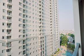 Comfortable And Modern 2Br At Grand Palace Kemayoran Apartment