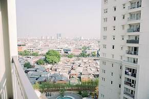 Spacious And Homey 2Br At Grand Palace Kemayoran Apartment