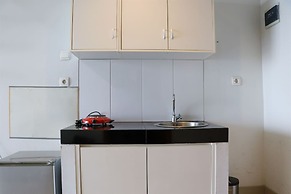 Nice And Comfy 1Br At Dago Suites Apartment