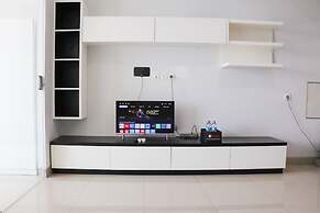 Nice And Comfy 1Br At Dago Suites Apartment