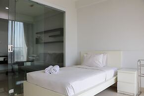 Nice And Comfy 1Br At Dago Suites Apartment