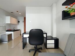 Nice And Comfy 1Br At Dago Suites Apartment