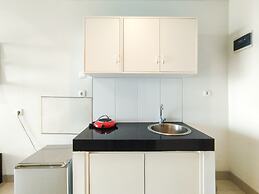 Nice And Comfy 1Br At Dago Suites Apartment