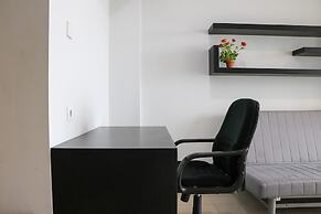 Nice And Comfy 1Br At Dago Suites Apartment