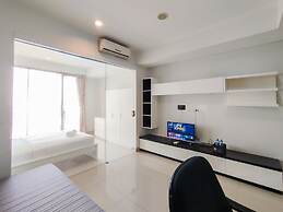 Nice And Comfy 1Br At Dago Suites Apartment