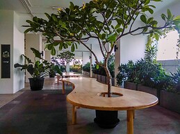 Comfort 1Br Without Living Room At Grand Kamala Lagoon Apartment